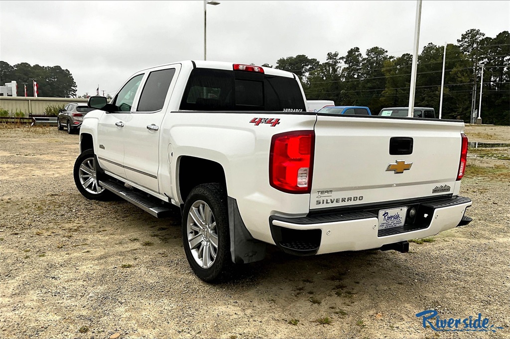 2018 Chevrolet Silverado 1500 High Country photo 6