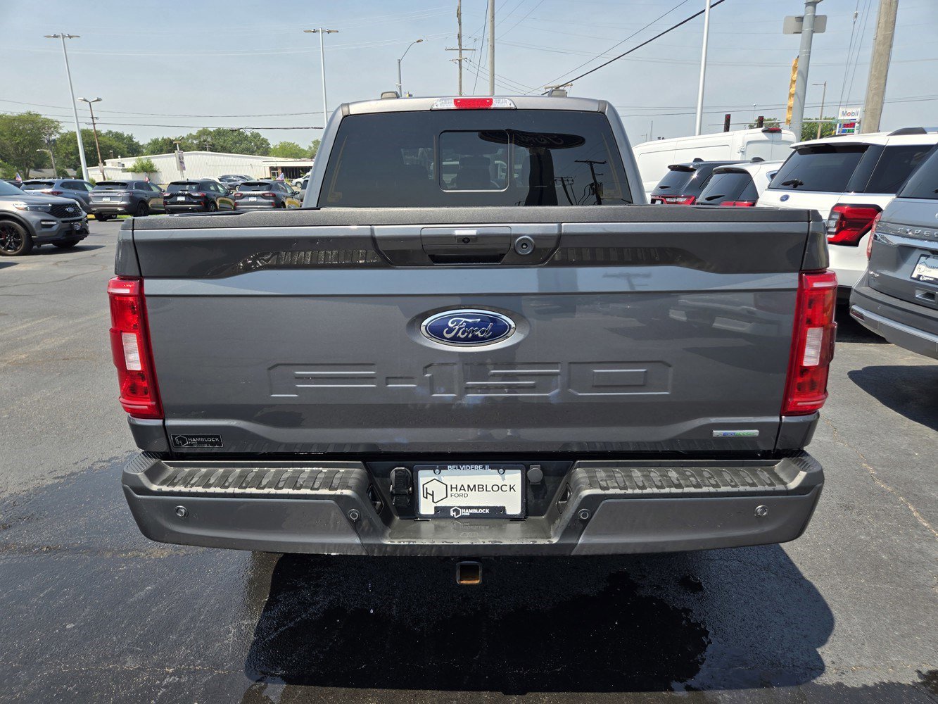 2022 Ford F-150 XLT photo 2