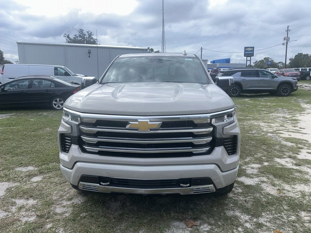 2026 Chevrolet Silverado 1500 High Country photo 3
