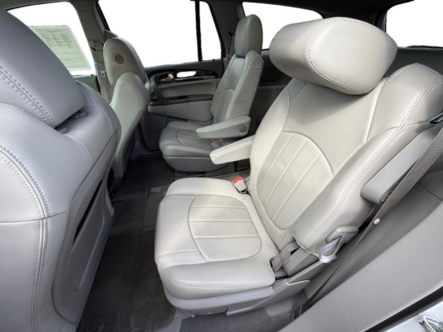 2016 Buick Enclave Leather photo 16