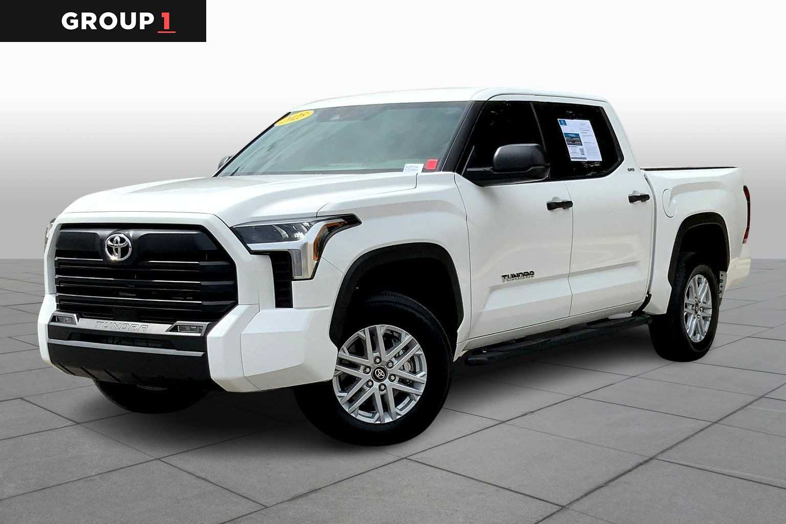 2025 Toyota Tundra SR5's photo