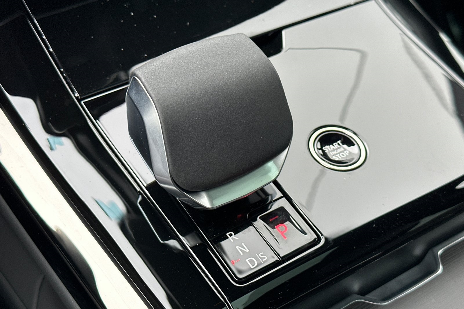 2025 Land Rover Range Rover Sport SE photo 23