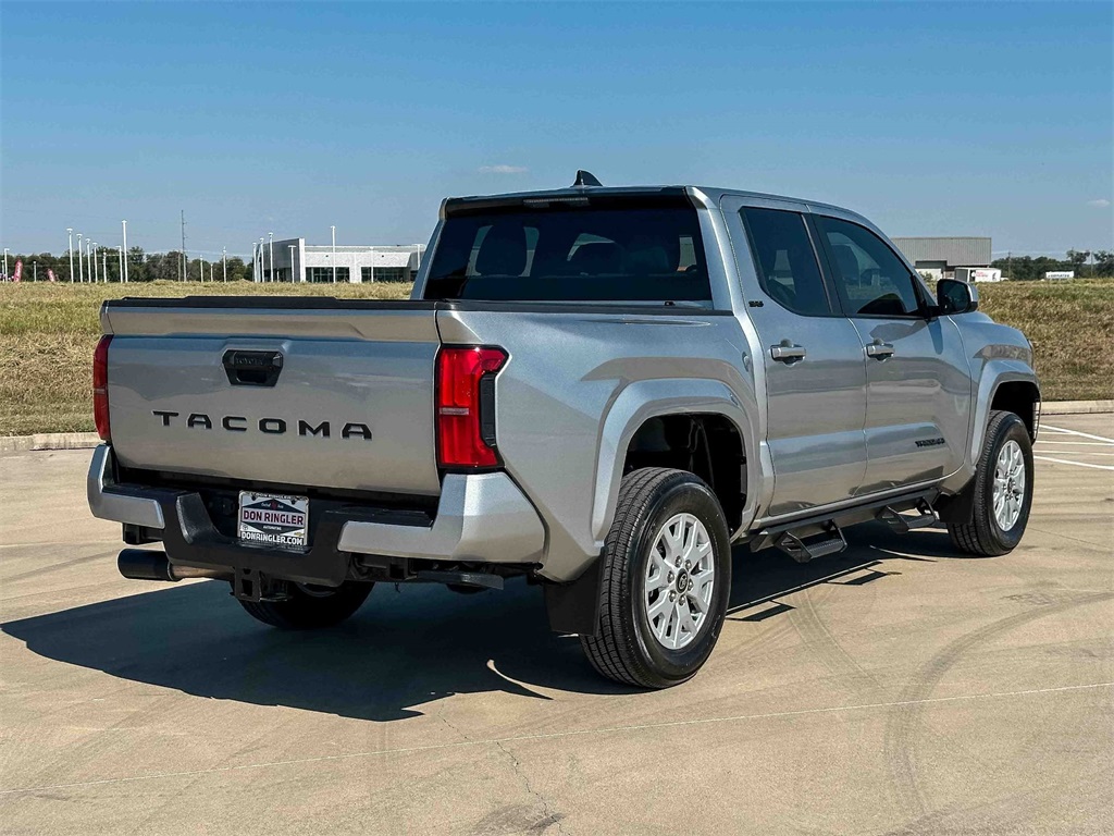 2024 Toyota Tacoma SR5 photo 3