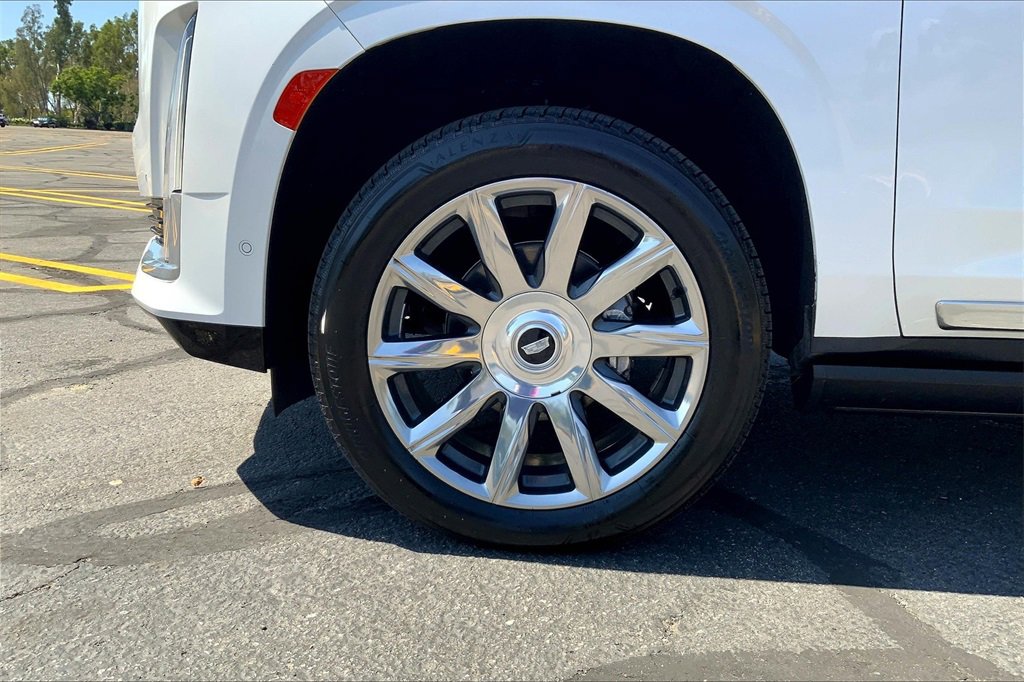 2022 Cadillac Escalade Premium Luxury Platinum photo 12