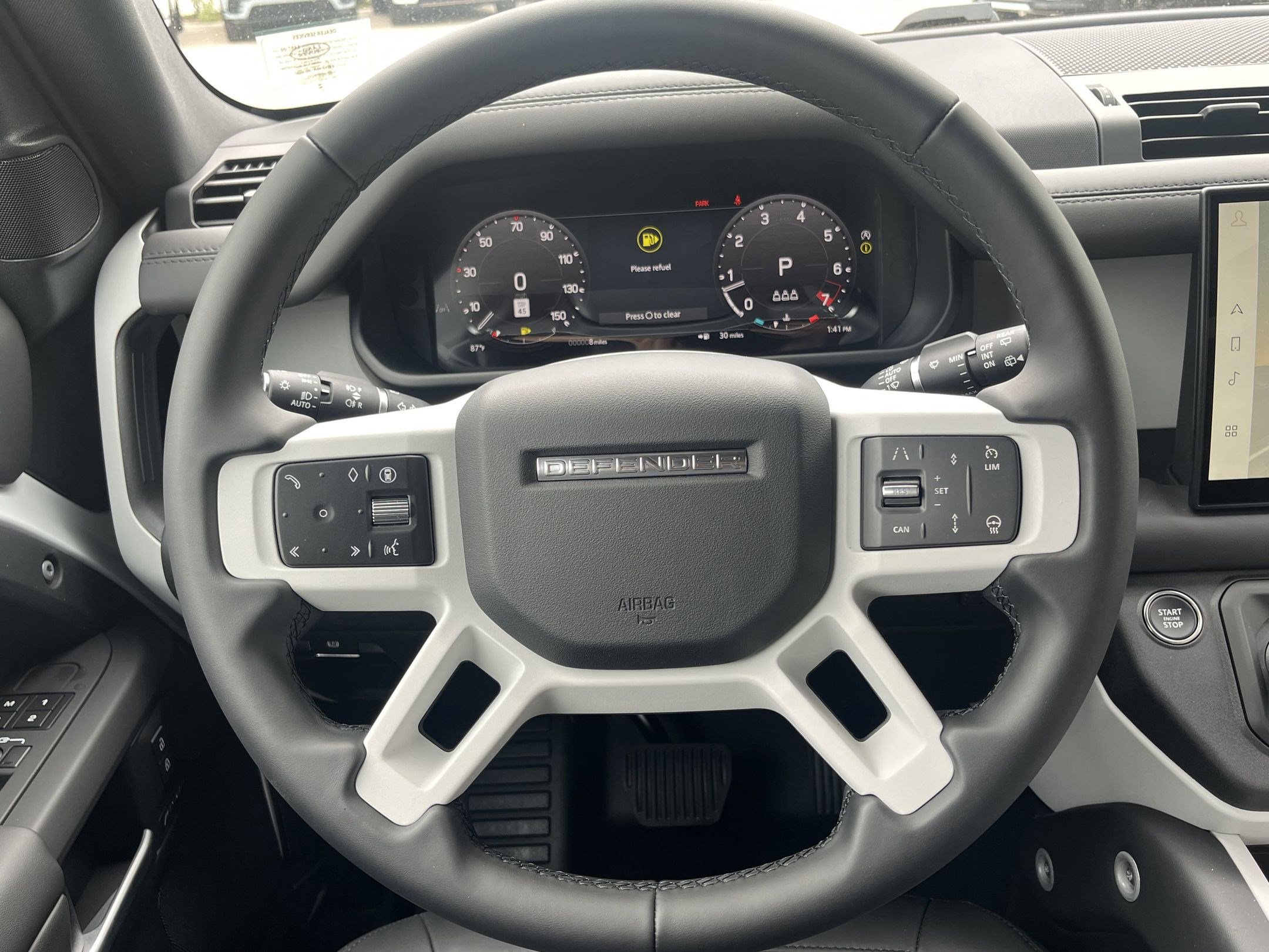 2025 Land Rover Defender S photo 10