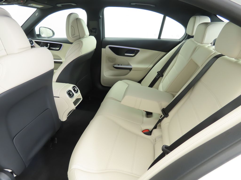 2025 Mercedes Benz C 300 photo 21