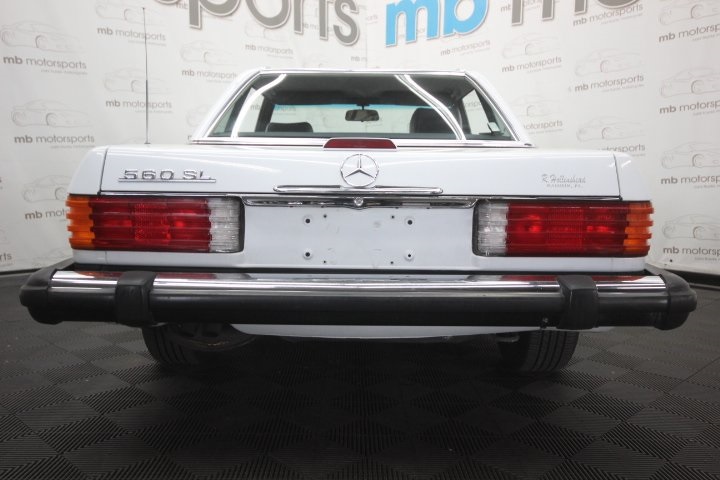 1989 Mercedes Benz 560 photo 4