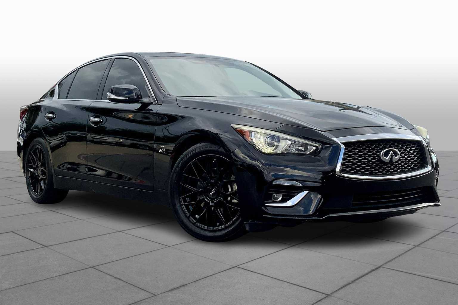 2019 Infiniti Q50 3.0t LUXE photo 2