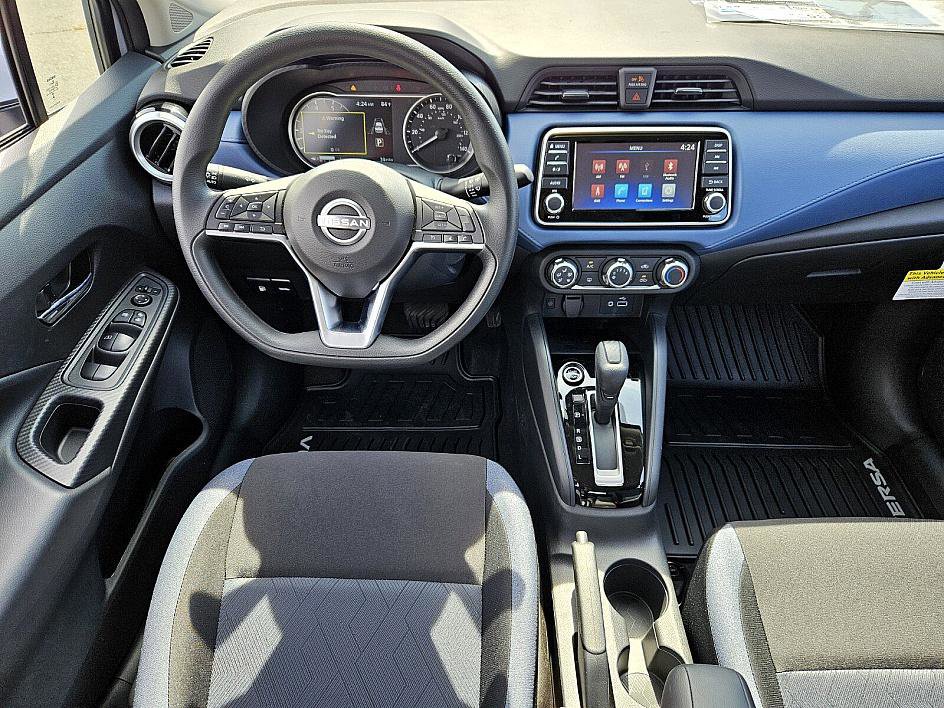 2025 Nissan Versa SV photo 9
