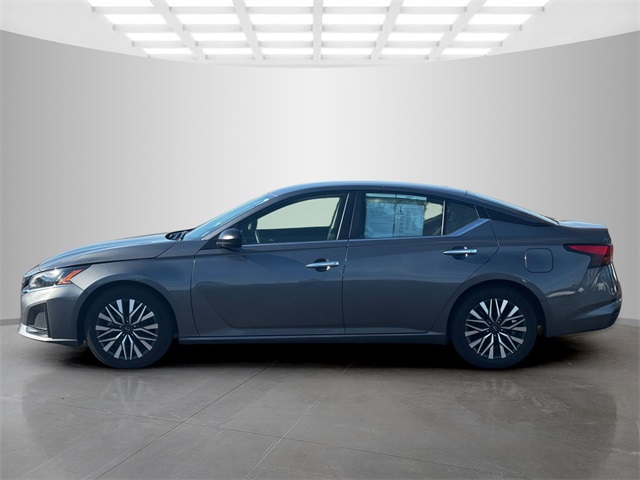 2024 Nissan Altima 2.5 SV photo 4