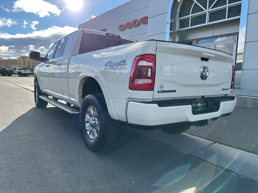2021 Ram 2500 Laramie photo 3