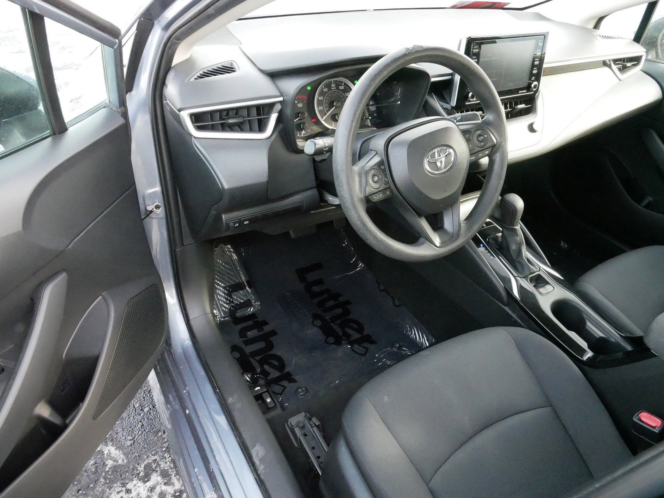 Used 2021 Toyota Corolla LE with VIN 5YFEPMAE3MP189161 for sale in Brooklyn Center, Minnesota