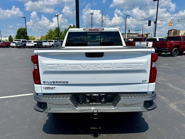 2025 Chevrolet Silverado 1500 LT photo 2