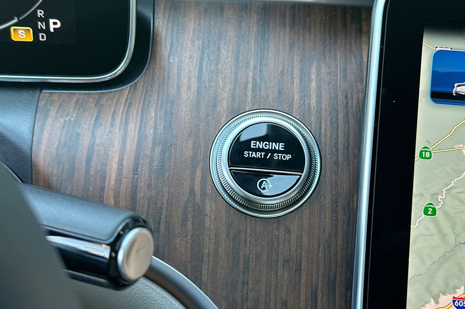 2025 Mercedes Benz C 300 Sedan photo 19