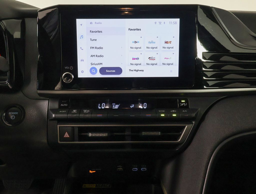 2025 Toyota Camry LE photo 9