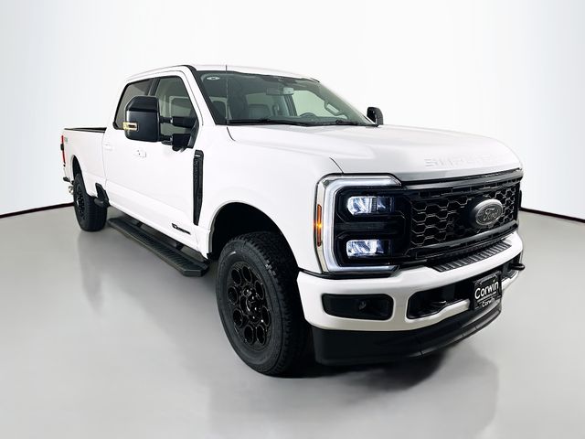 2026 Ford F-350 Super Duty Lariat's photo