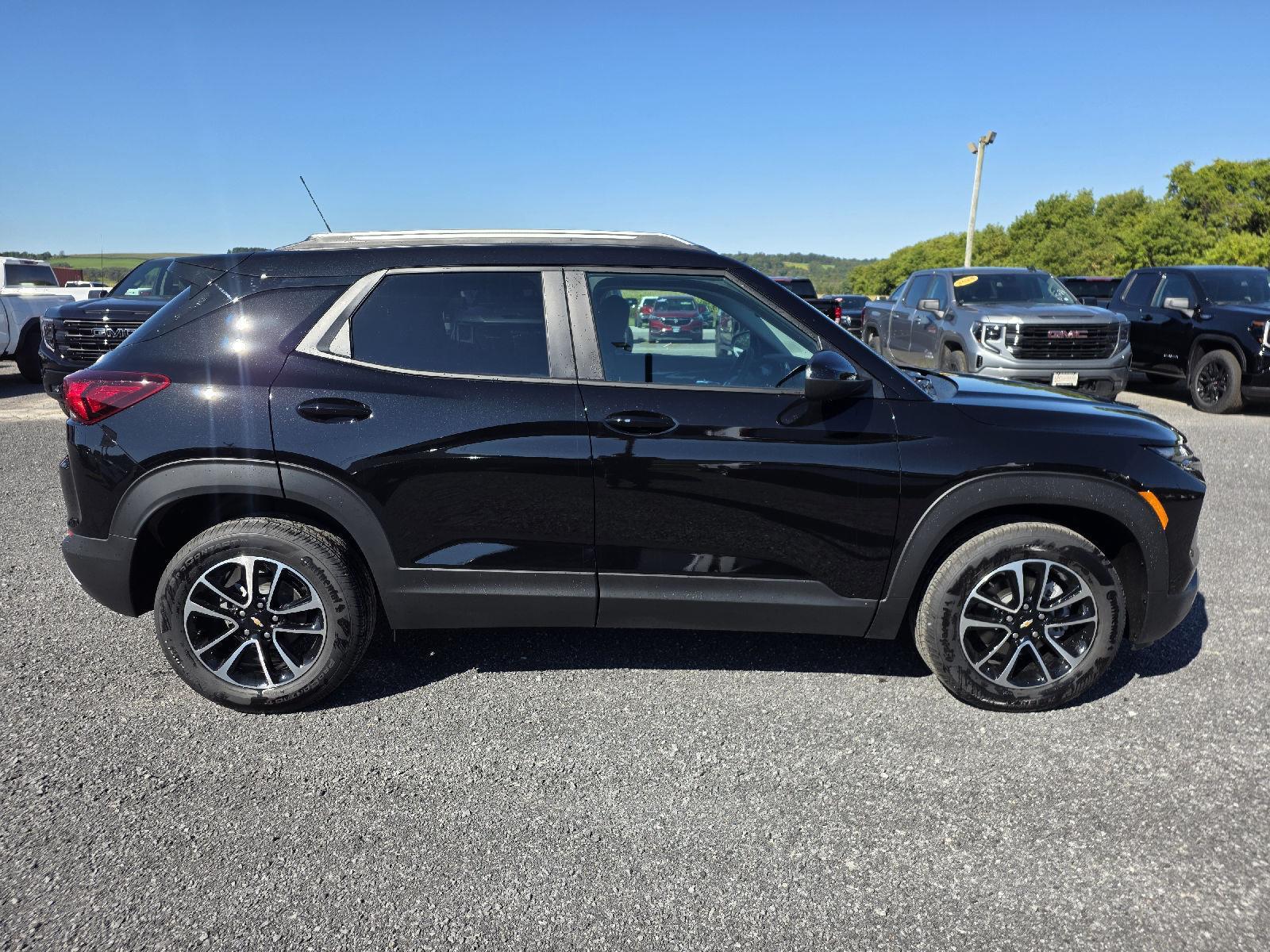 2026 Chevrolet Trailblazer LT photo 6