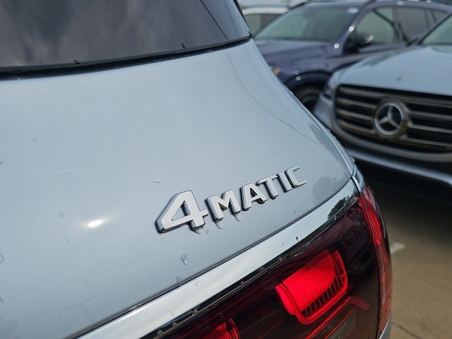 2026 Mercedes Benz GLS 450 4MATIC photo 6