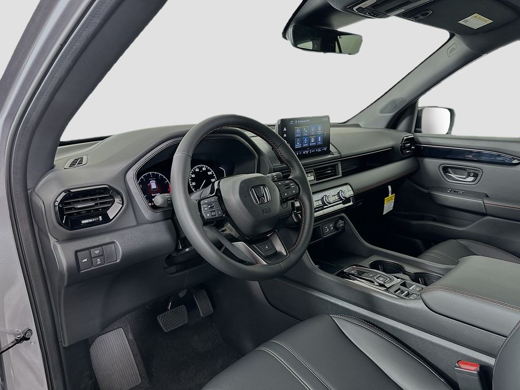 2025 Honda Pilot TrailSport photo 8