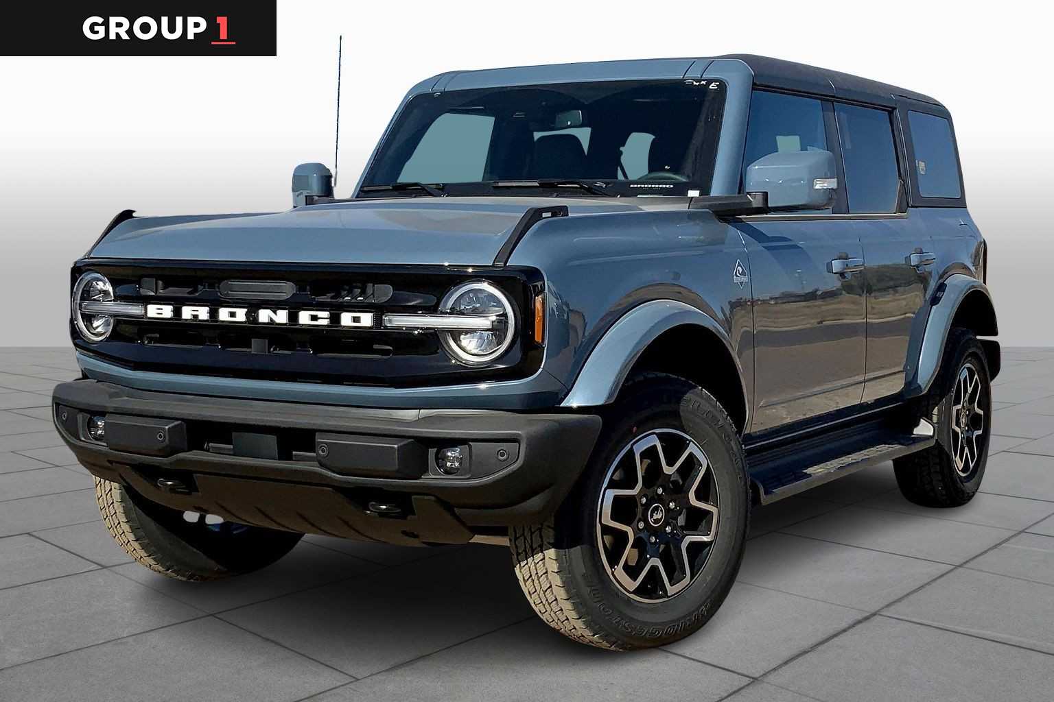 2025 Ford Bronco 4-Door Outer Banks's photo