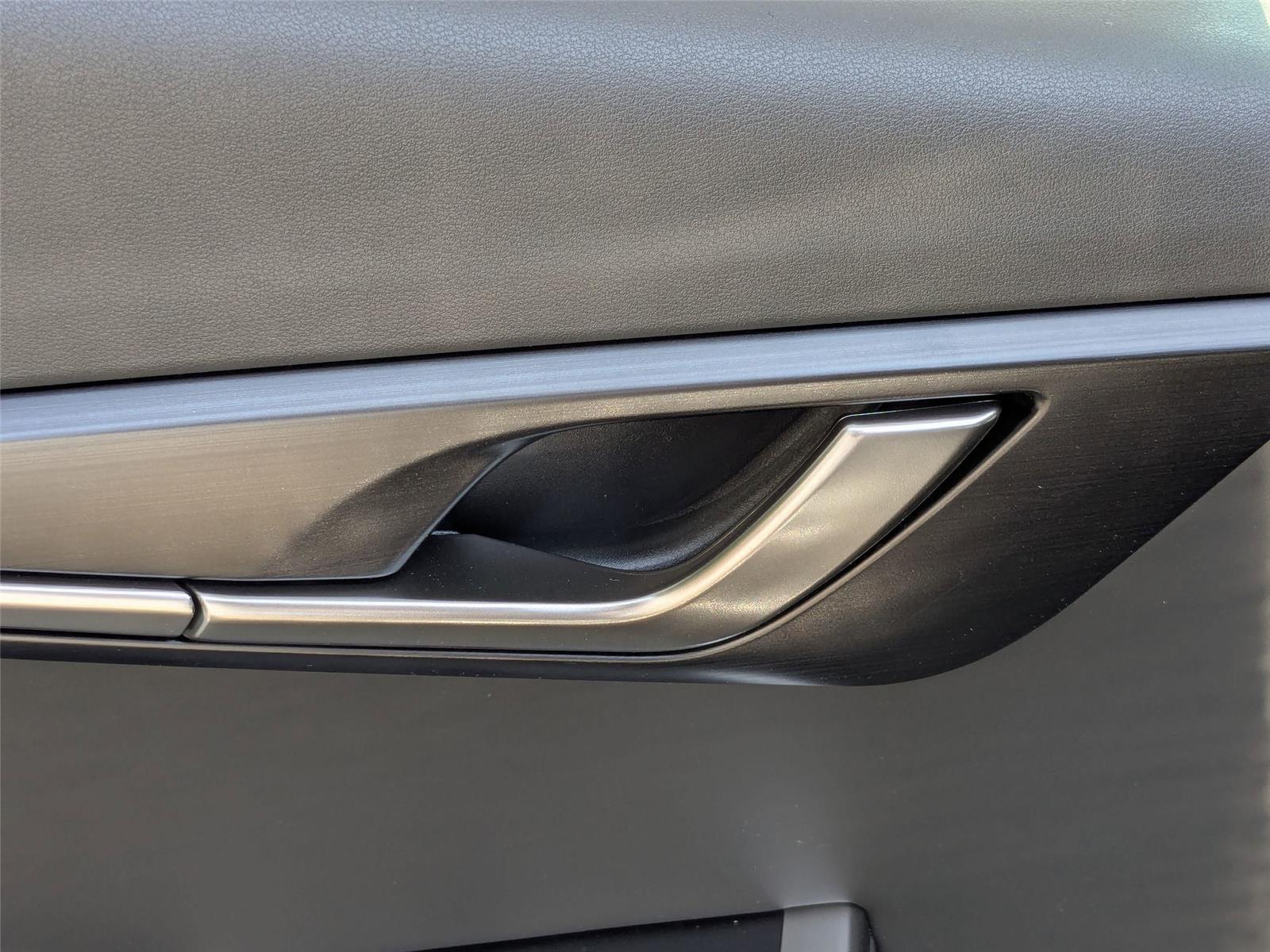 2025 Kia EV6 Wind photo 24