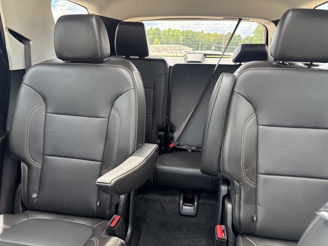 2021 Chevrolet Traverse Premier photo 24