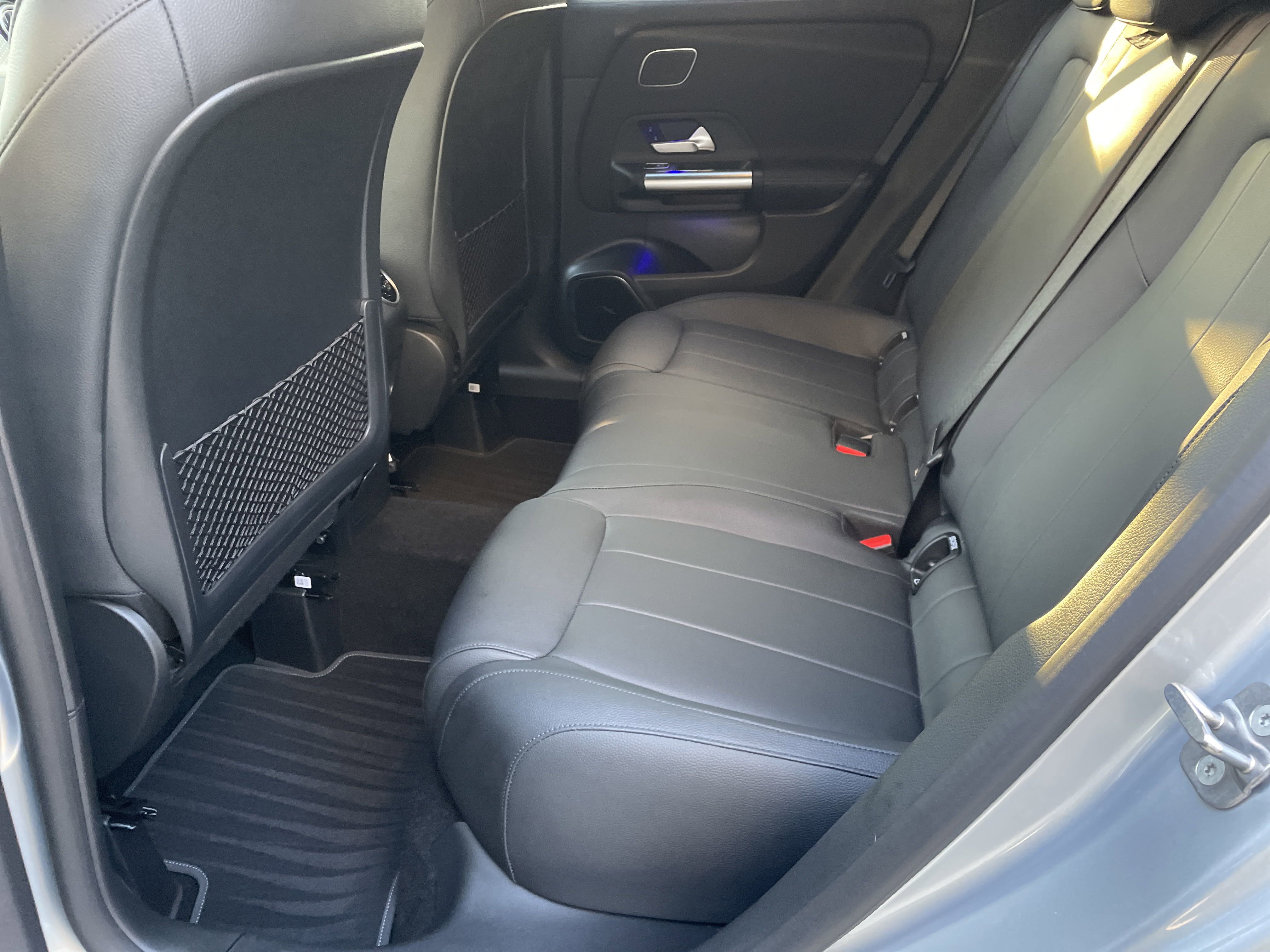 2025 Mercedes Benz GLA 250 photo 17