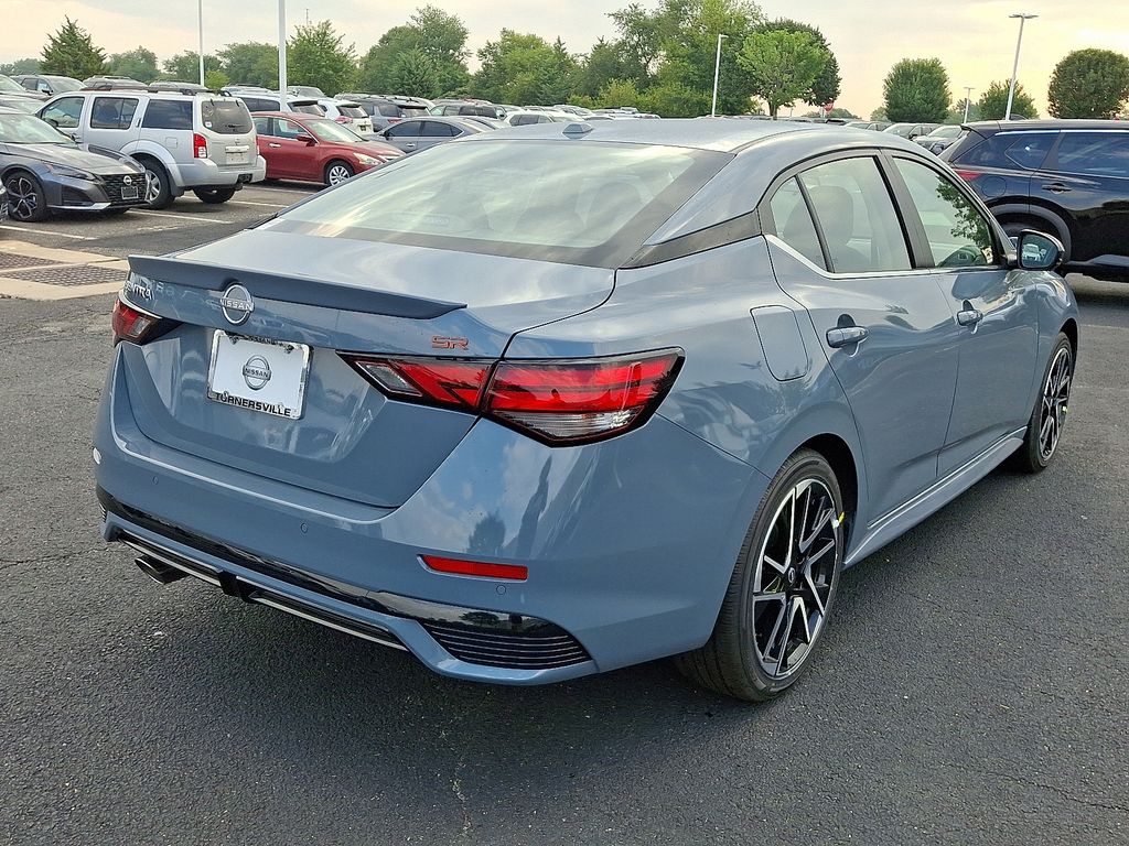 2025 Nissan Sentra SR photo 4