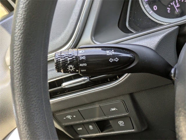 2022 Hyundai Sonata SEL photo 25