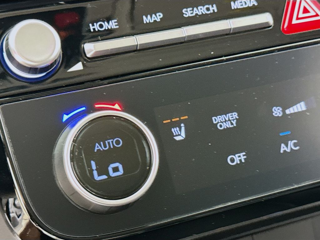 2025 Hyundai Tucson Hybrid Blue photo 16