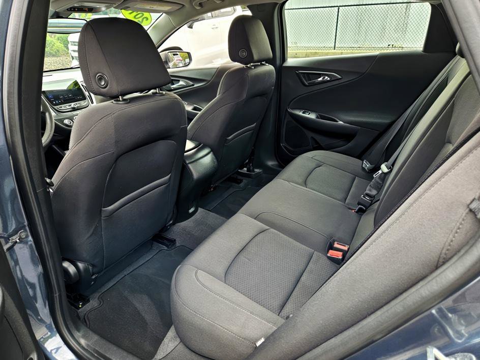2019 Chevrolet Malibu LS photo 8