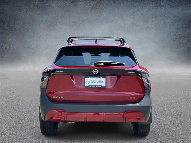 2025 Nissan Kicks SR photo 3