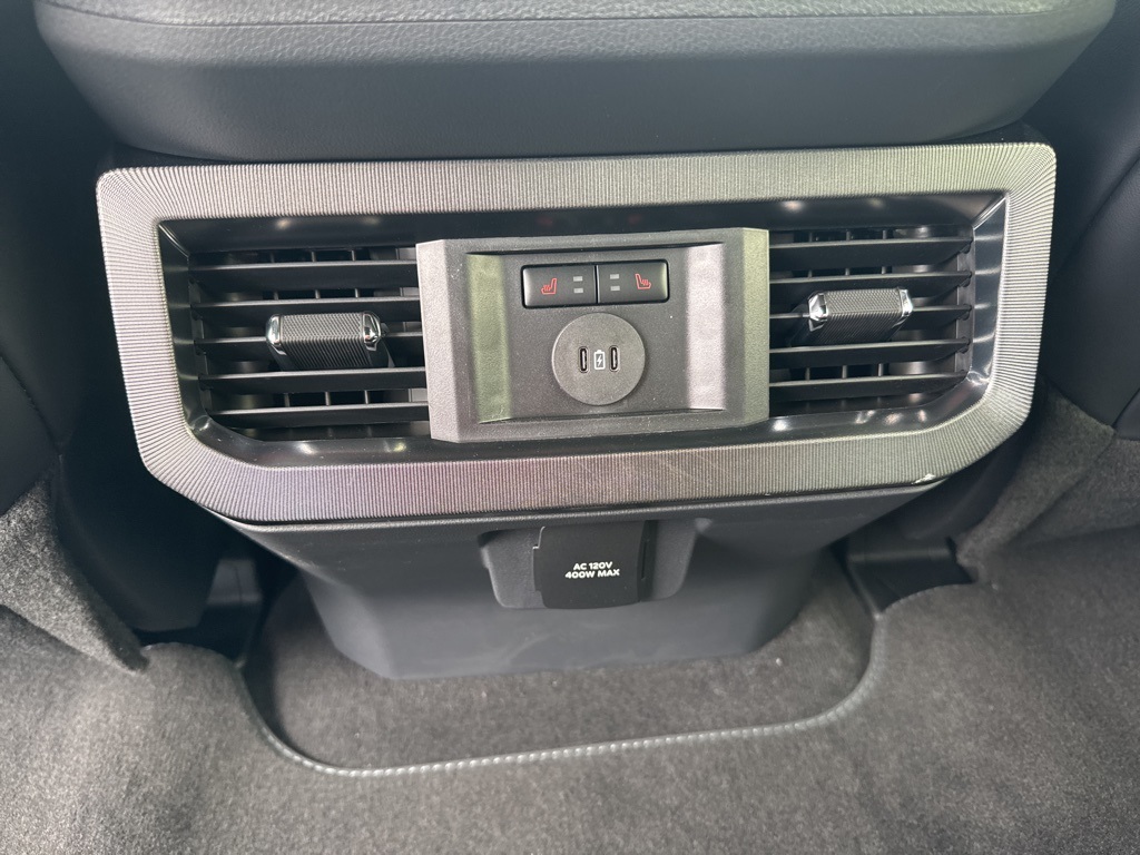 2026 Ford F-350 Platinum photo 15