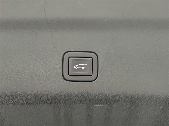 2023 Chevrolet Tahoe Premier photo 18