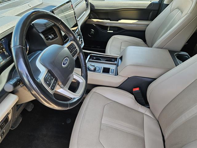 2022 Ford Expedition Limited photo 9