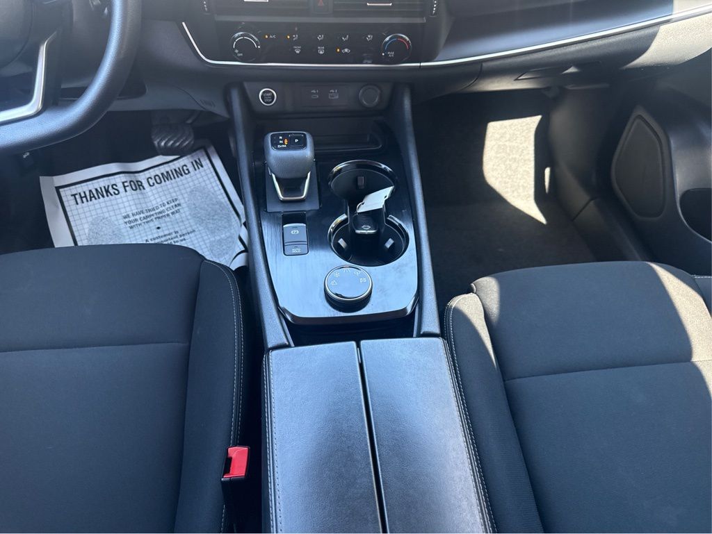 2023 Nissan Rogue S photo 22