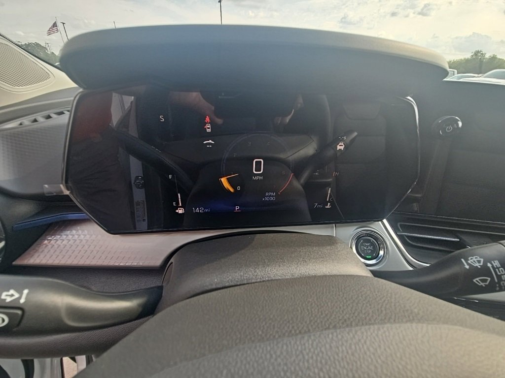 2025 Chevrolet Trax LT photo 24