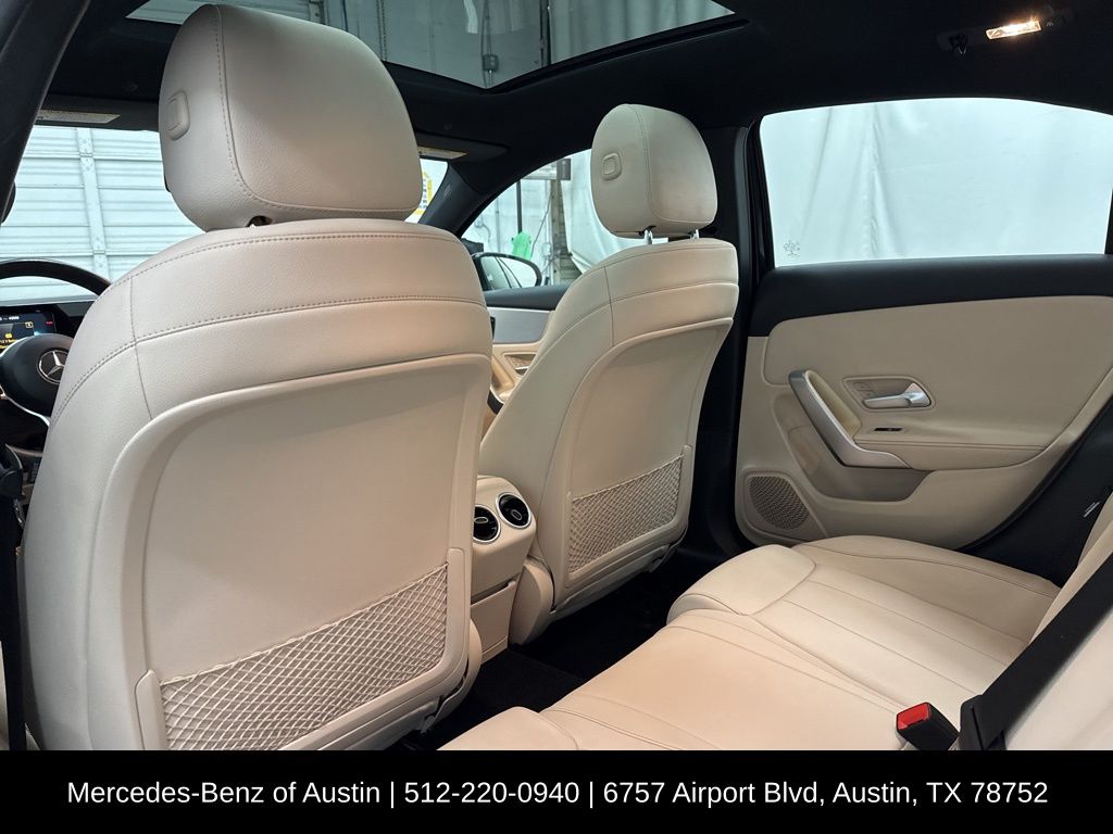 2019 Mercedes Benz A 220 photo 12