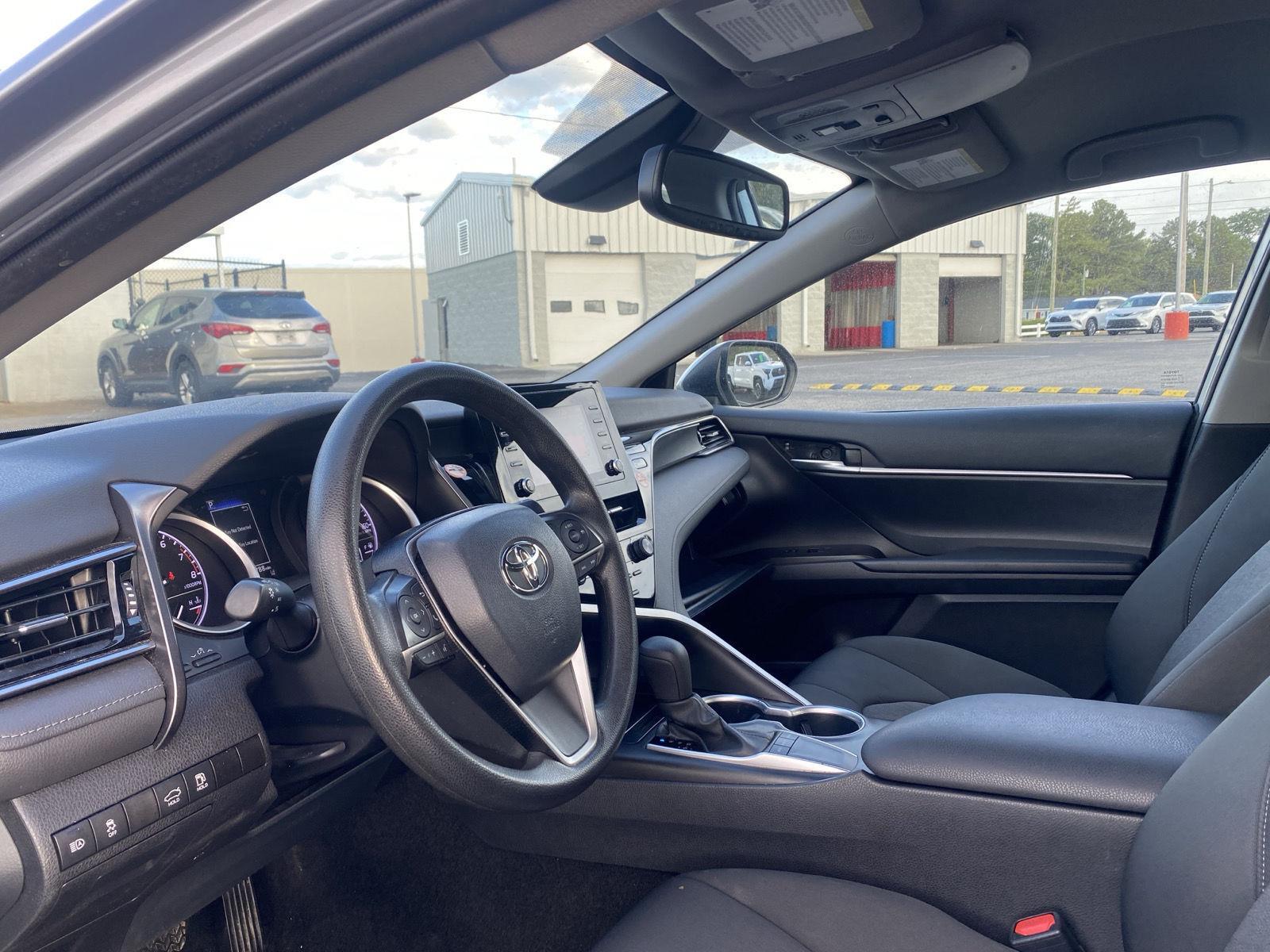 2023 Toyota Camry LE photo 11