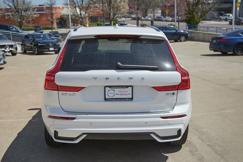 2025 VOLVO XC60 - Image 6