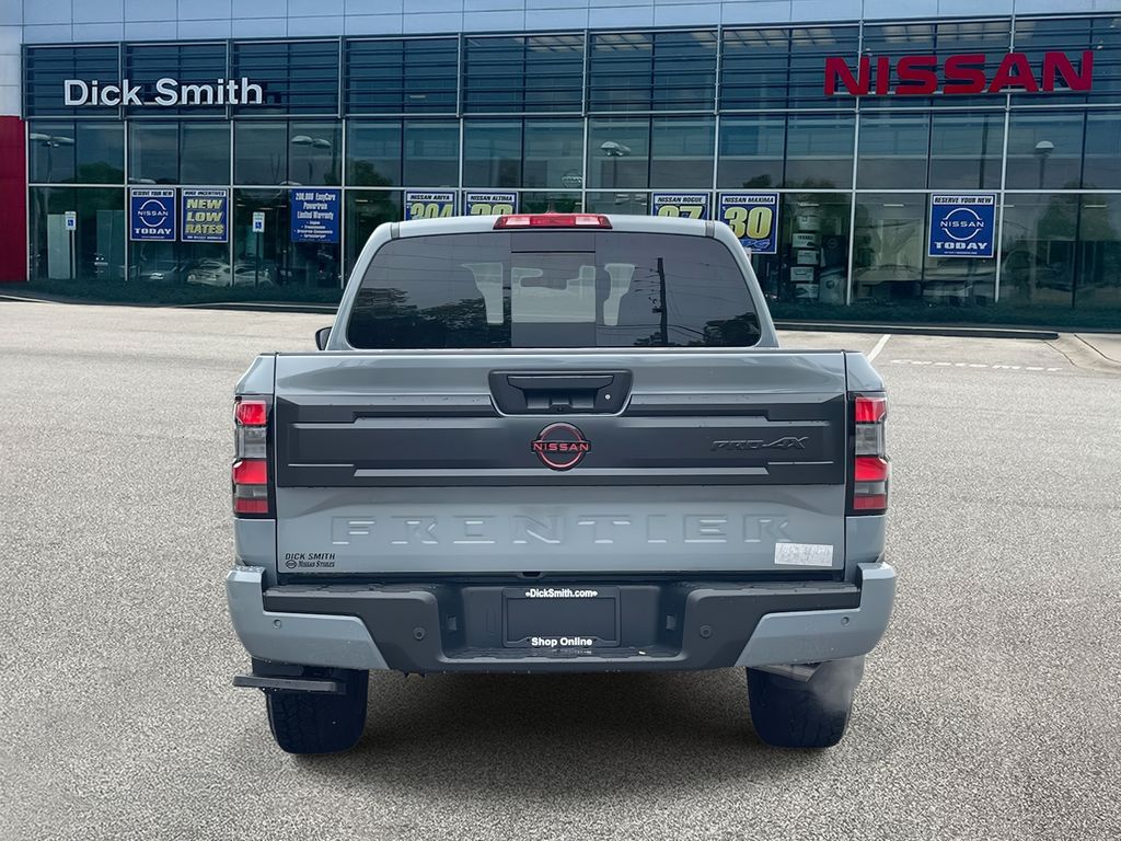 2025 Nissan Frontier PRO-4X photo 5
