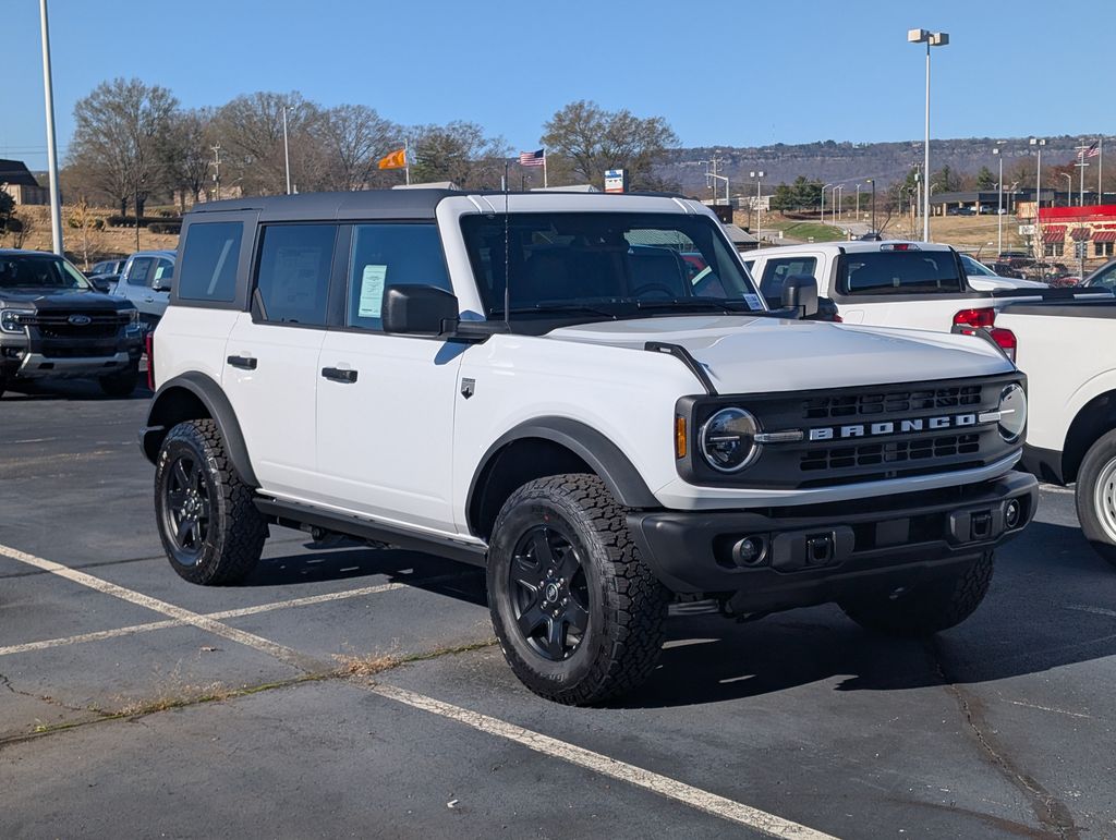 2025 Ford Bronco Big Bend photo 2