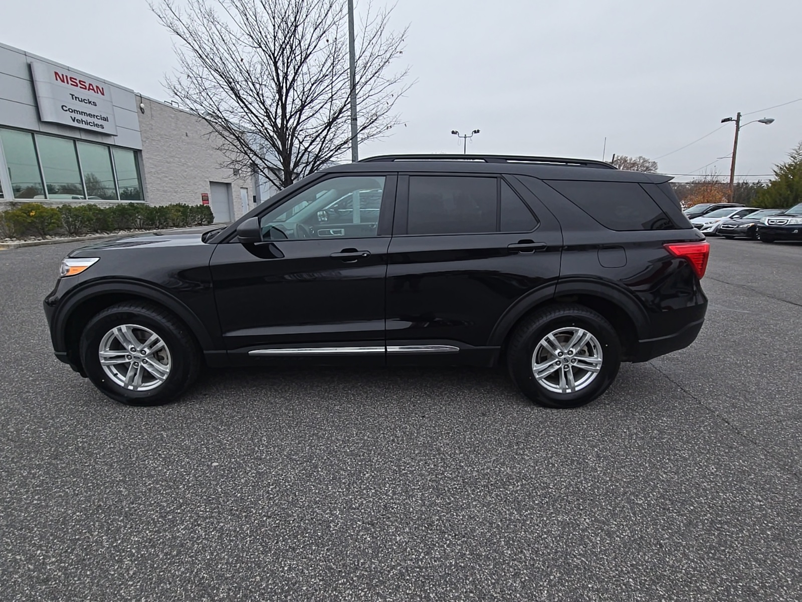 2023 Ford Explorer XLT photo 2