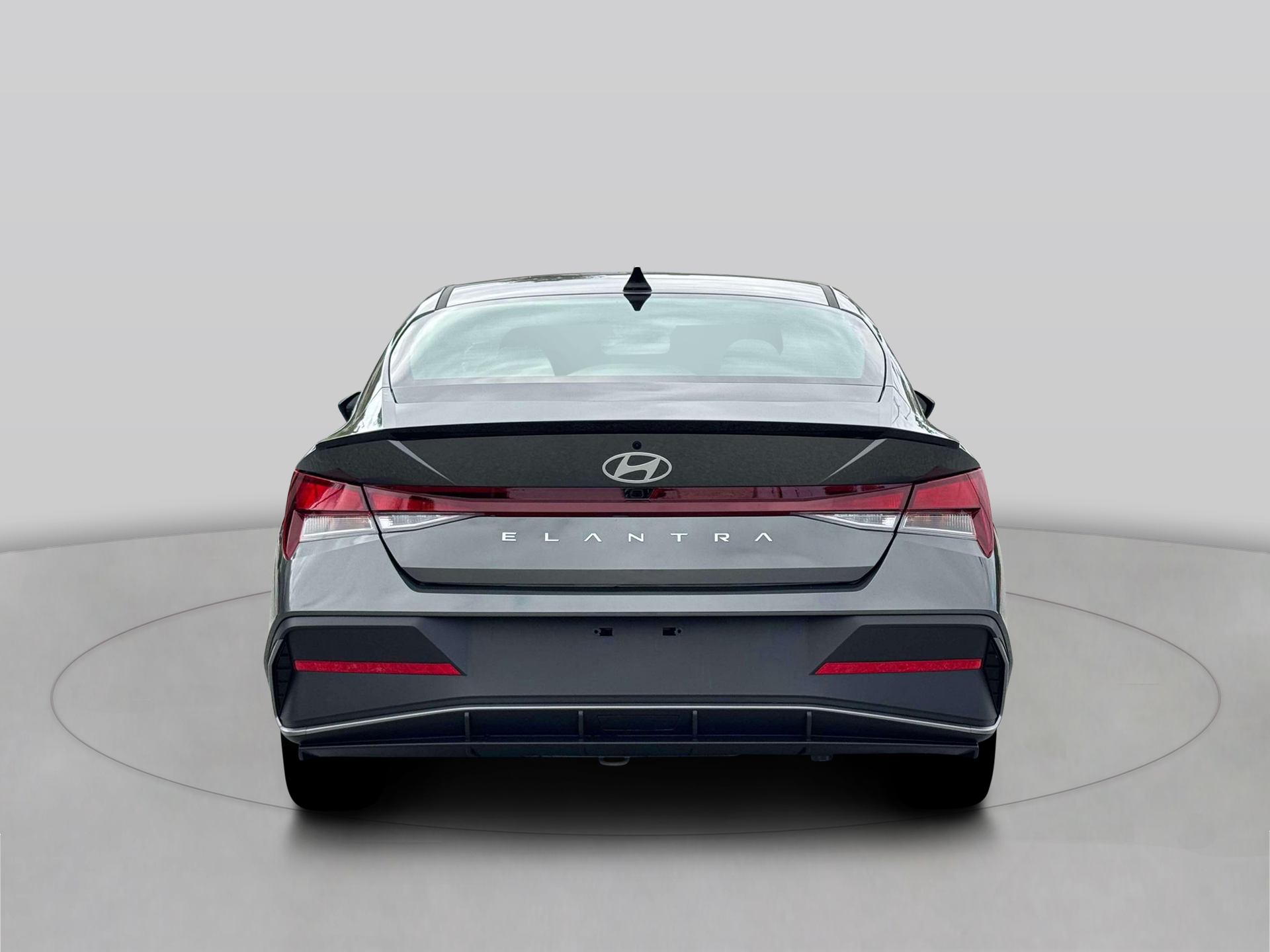 2026 Hyundai Elantra SEL Sport photo 3