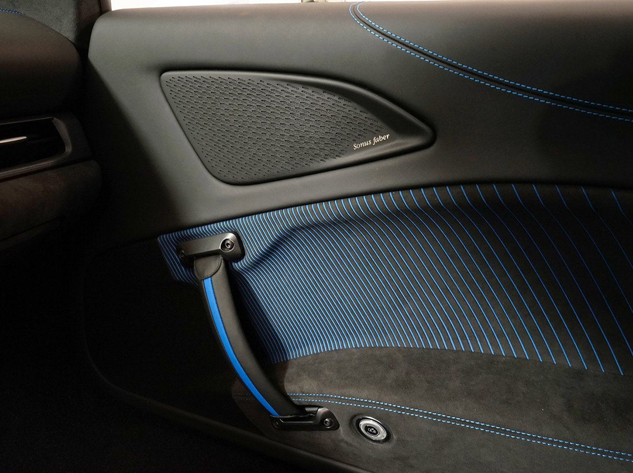 2022 Maserati MC20 Coupe photo 15