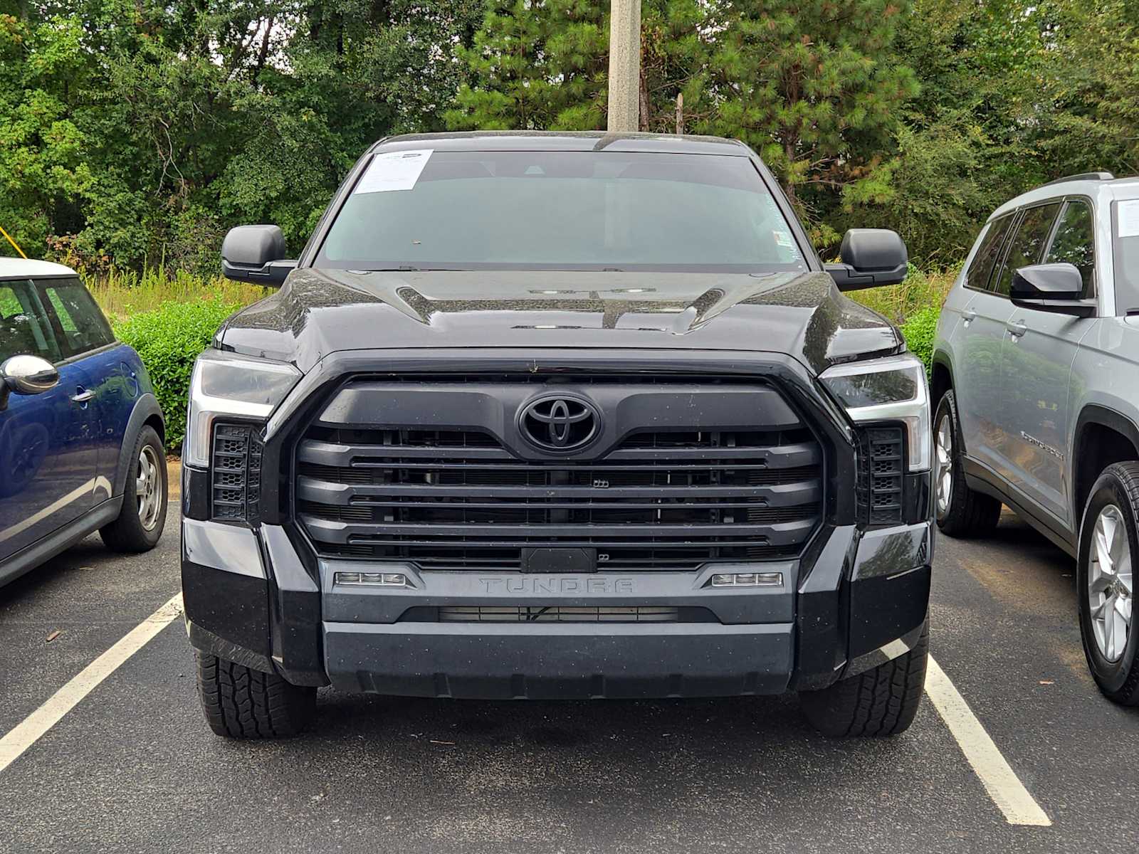 2023 Toyota Tundra SR5 photo 2