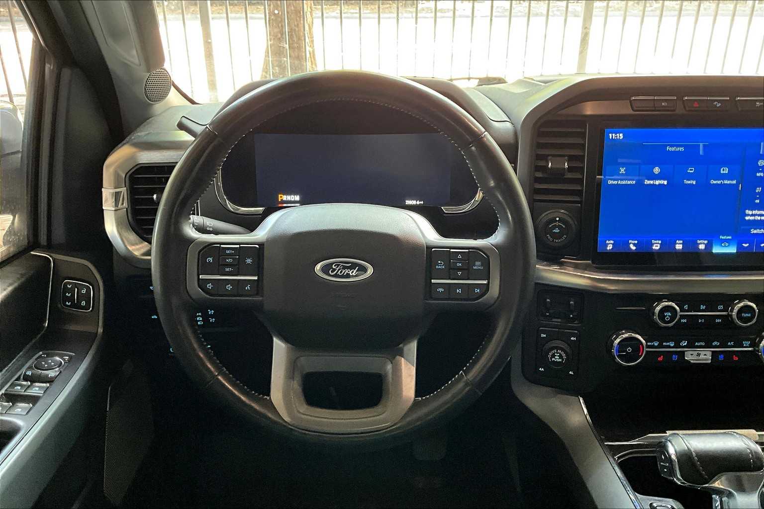 2022 Ford F-150 Lariat photo 9