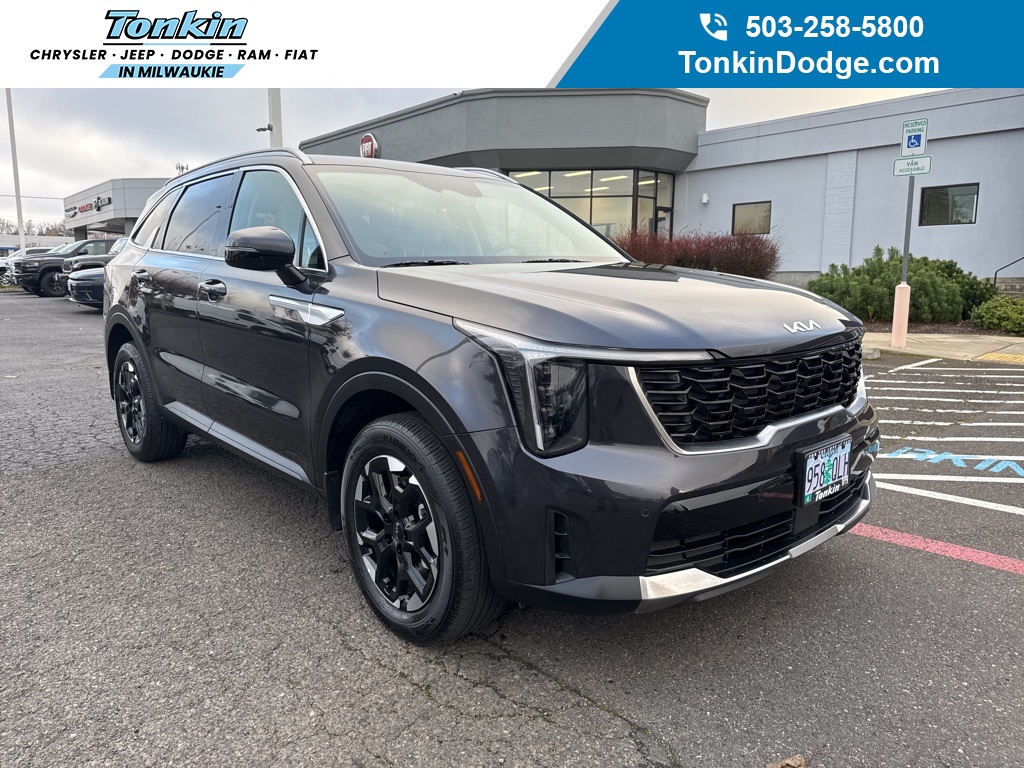 2025 Kia Sorento S's photo