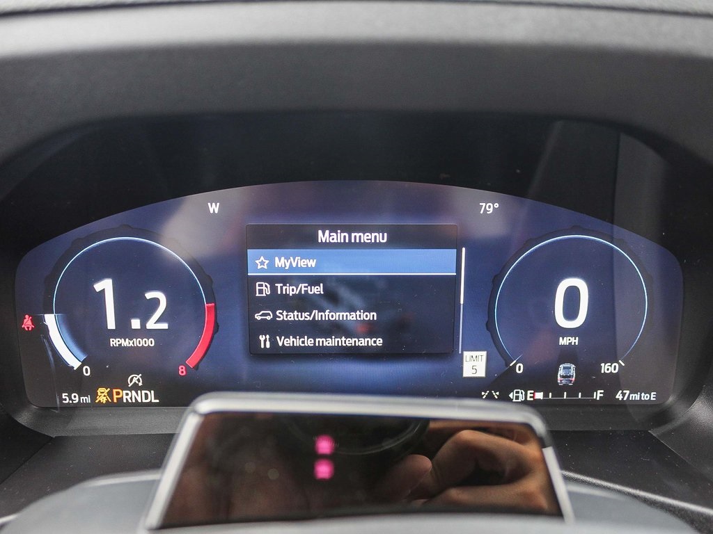 2025 Ford Explorer ST-Line photo 22