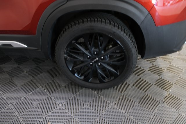 2023 Kia Seltos Nightfall Edition photo 4